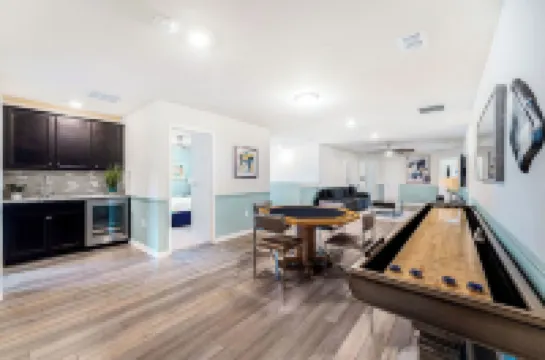 NEW 9BR Windsor Island Villa Theatre/Arcade/Pool/BBQ