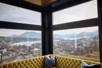 古奇城堡酒店 - 山景