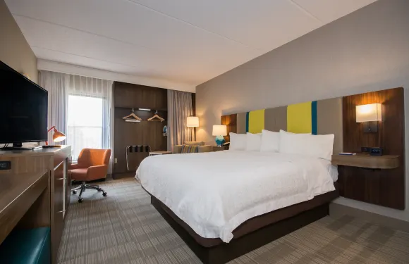 布里瓦德歡朋酒店