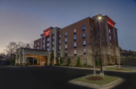 Hampton Inn Atlanta-Canton Hoteles en Canton