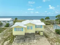 Beachfront!  Pet Friendly!  Fenced Yard!  Fall Discounts! Butterfly Season! Hotels near Harbor Point Realty