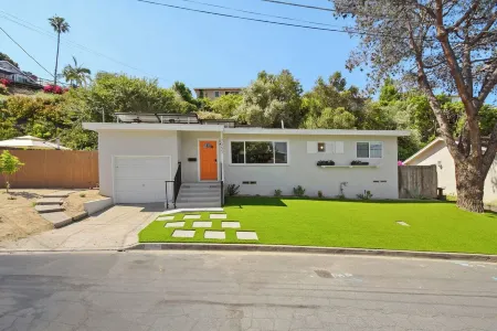 Sunnyside Resort Spa, Beach, Zoo, Arcade