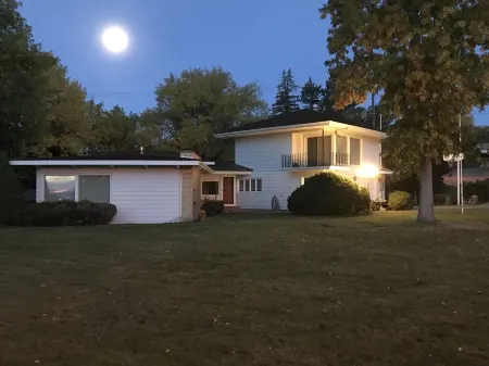 Be Our Guest at this Premier Property in Riverview Отели в г. Cascade County