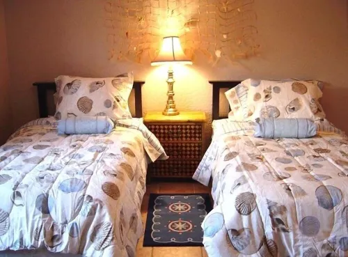 +++ Doheny Beach Condo- Surfer's Paradise Next to beach trail, park, Harbor