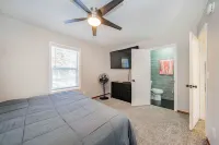 Cozy Kenai Home Close to Fishing!