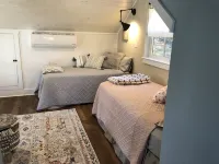 Secluded, Cozy Cottage in the Shenandoah Valley Hotels near Cedar Creek Winery LLC