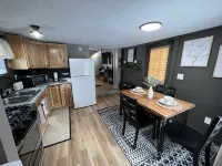 Small private home walking distance to Suny Potsdam/Clarkson!