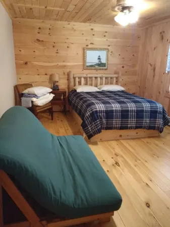 Comfy Home in the Adirondacks, close to Gore Mnt, hiking & snowmoble trails