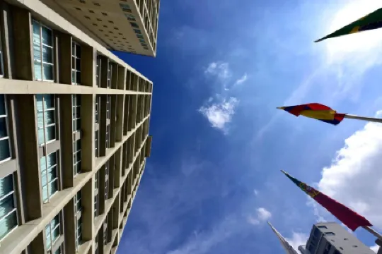 Pestana Caracas Premium City & Conference Hotel Отели рядом с достопримечательностью «Edificio Chataing»