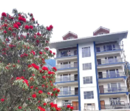 FLORET RESORT LACHUNG فنادق في 