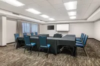 The Clocktower Hotel at Century House, Ascend Hotel Collection Các khách sạn ở Troy