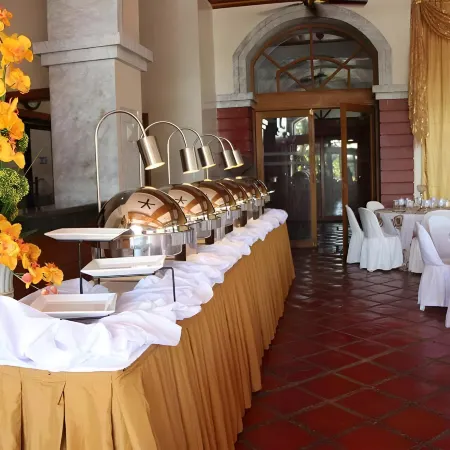 Ang Tahanan ni Aling Meding Hotel