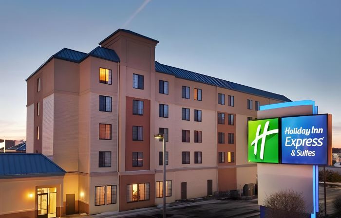 Holiday Inn Express & Suites PROVIDENCE-WOONSOCKET by IHG