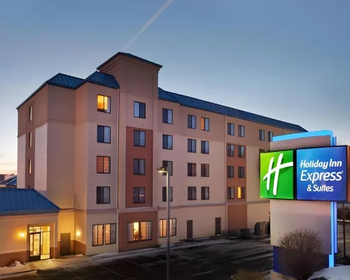 Holiday Inn Express & Suites PROVIDENCE-WOONSOCKET by IHG Hotels in Woonsocket