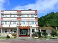 Star-Moon Hostel Các khách sạn gần Tapaisha Beach