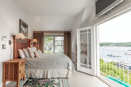 Timeless Days: Maine Coast Waterfront, Fisherman's Cottage With Deepwater Dock