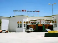 OYO 142 Al Sharqiya Sands Hotel - ที่มีสระว่ายน้ำ