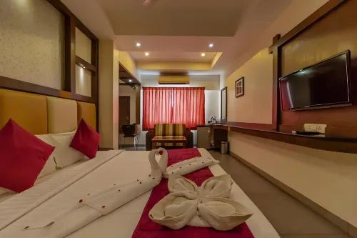 Hotel Tamizh Park