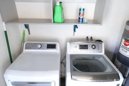 Xlnc Home Gillespie Drive by sdstay Отели в г. Спринг Вэлли