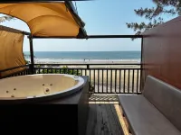 Sinq Beach Morjim