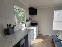 Riverfront Cabin W/Kayaks デソトのホテル