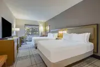 The Newberry Hotel Bend, Tapestry Collection by Hilton - balcony