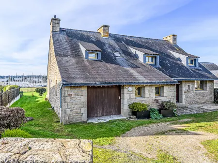 Maison du Golfe Отели в г. Бадан