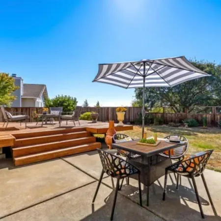 Resort-Style in Wine Country Btw Napa & San Francisco