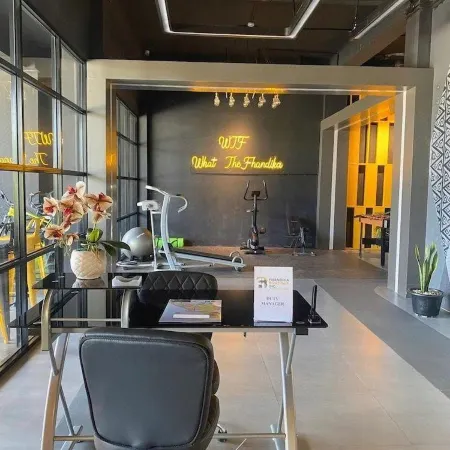 Fhandika Boutique Inc.