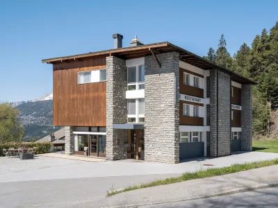 Hôtel Historique Chez Elsy - Crans-Sapins Hotels in Ланс