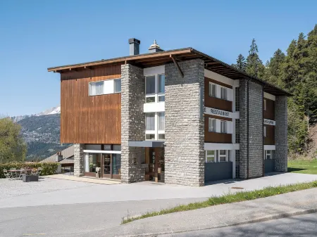 Hôtel Historique Chez Elsy - Crans-Sapins Отели в г. Ан