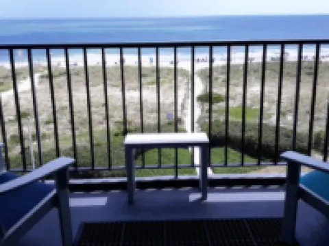 Surf Suites Hotels in Wrightsville Beach