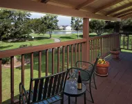 Half Moon Bay Lodge - breakfast