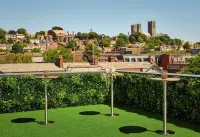 DoubleTree by Hilton Lincoln - parking