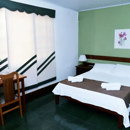 Pousada Oasis Teresopolis Отели в г. Терезополис