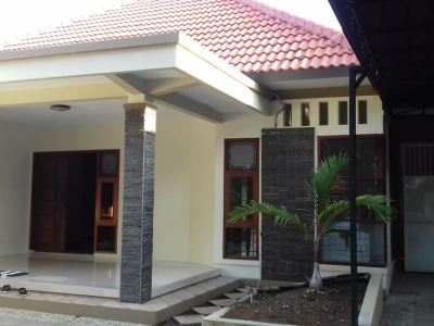 Dannu's Homestay by Zuzu