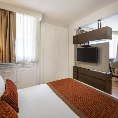 Suites by Vilar América Hotels near Royal Center