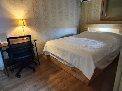 Anneth's Home for You