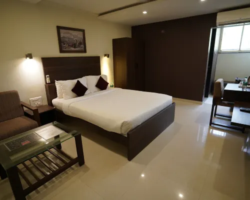 Hotel Metropolis Hotels in Hubli