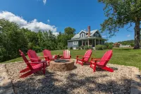 Historic Slate Hill School House in Fort Valley, Virginia Отели рядом с достопримечательностью «Mercury Paper»