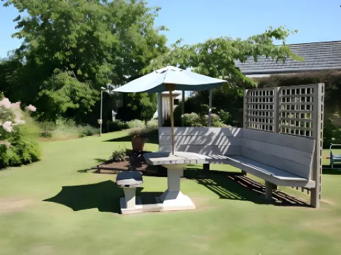 邊境之水汽車旅館