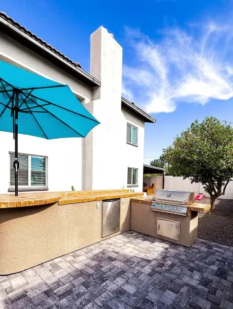 6 Bedroom Resort Central Location Close to Tempe Scottsdale Golf Sprint Training Отели в г. Меса