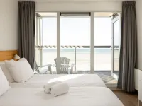 Beach House in a Dream Location; on the Beach Hotels near the Zeetoren