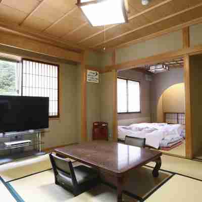 志賀高原 白い温泉 渓谷の湯 Rooms