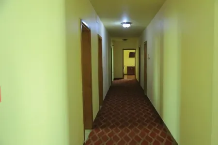 Melka International Hotel Отели рядом с достопримечательностью «AU Conference Center»