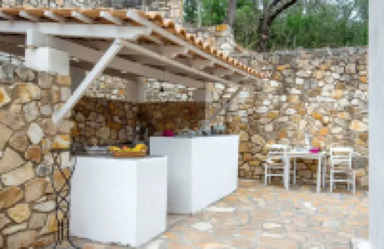 Dive into Summer - Kirki's Cozy Pool Gem on Paxoi
