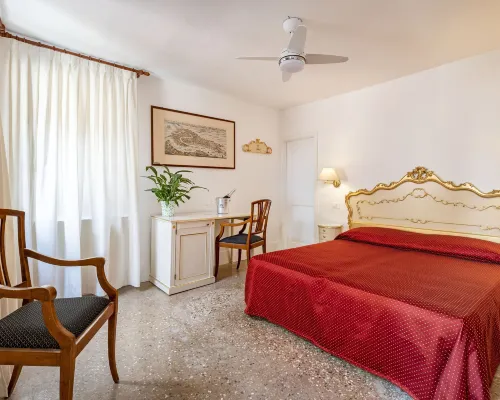 Hotel San Luca Venezia Отели рядом с достопримечательностью «Музей Коррер»