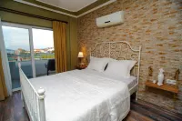 Urla Zeytin Hotel - Balkon