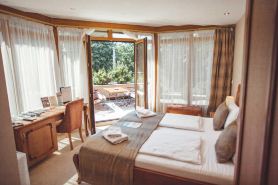 Provence Rooms