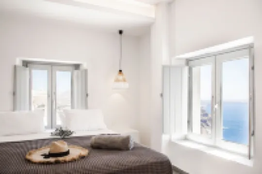 Caldera Cliff Illusion